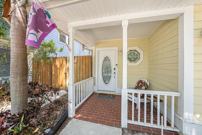 Photo - 402 S Willow Ave