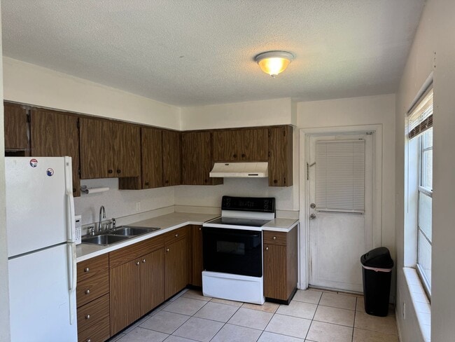 Photo - 4917-4917 21st St W Unidad 4917