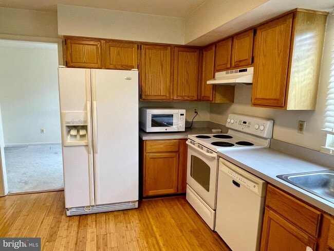 Photo - 1 Greystone Pl