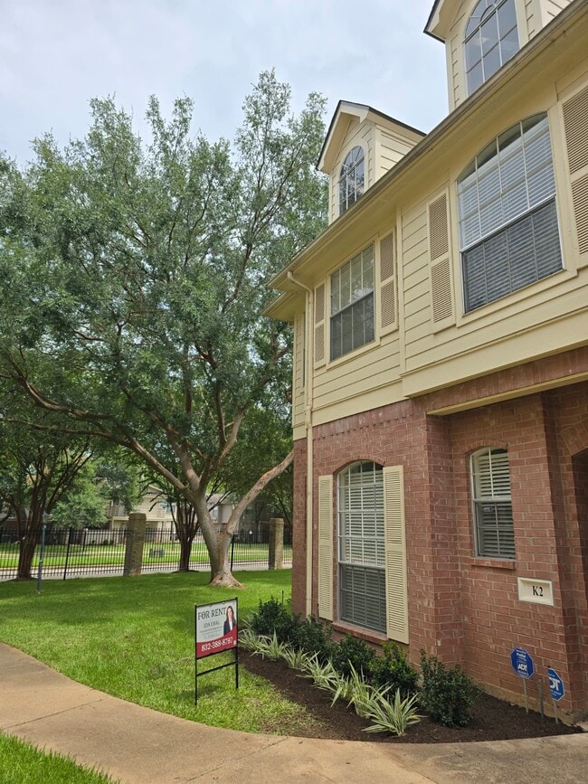Photo - 2710 Grants Lake Blvd Unidad K2