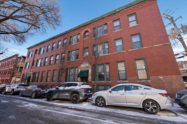 Building Photo - 2013 W Concord Pl Unit C