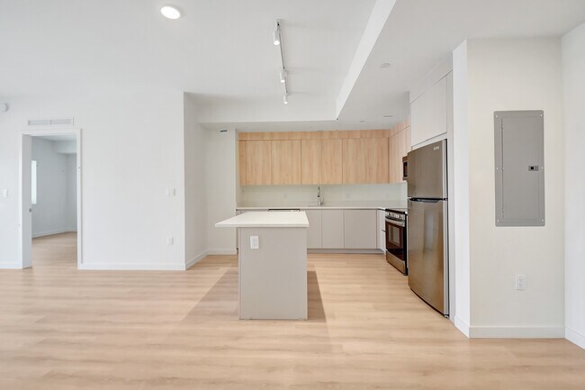 Photo - 321 Princeton Dr Unit B1