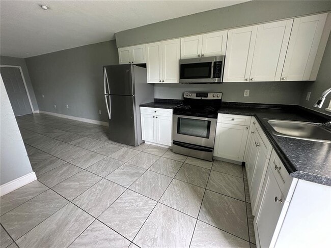 Photo - 1112 Martin St Unit C