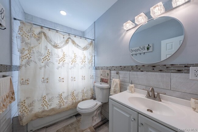 Photo - 116-01 221st St