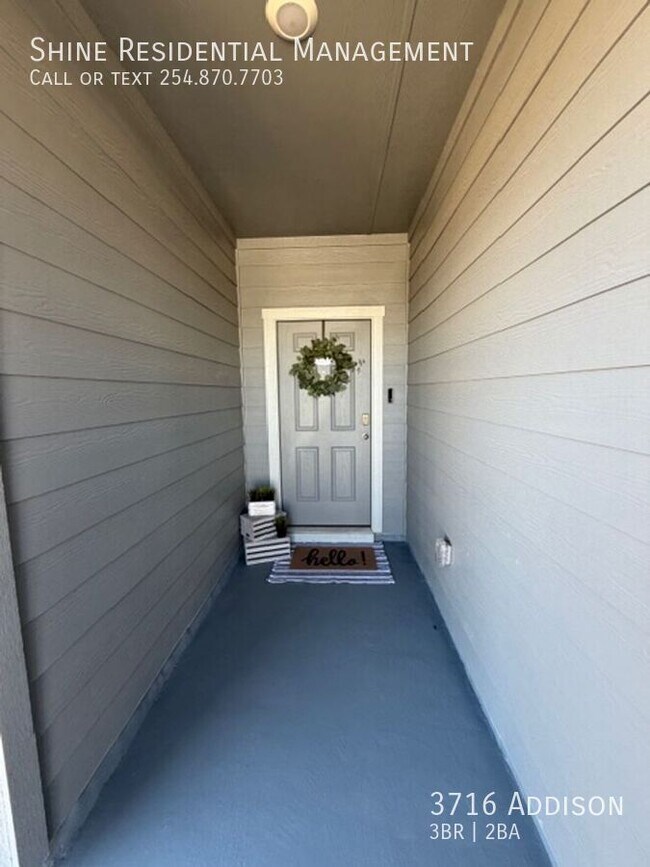 Photo - 3716 Addison-