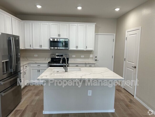 Building Photo - 2625 S Peppertree Dr Unit #108 Rental