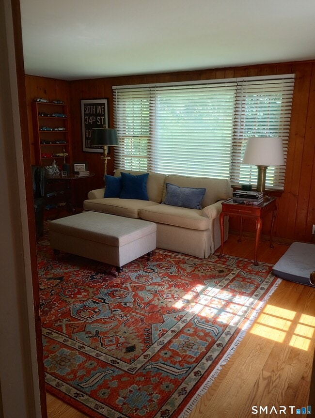Photo - 14 Stonybrook Rd