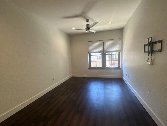 Modern 2-Bed, 2-Bath with In-Unit Laundry + Off-Street Parking on S Norman C. Francis Pkwy