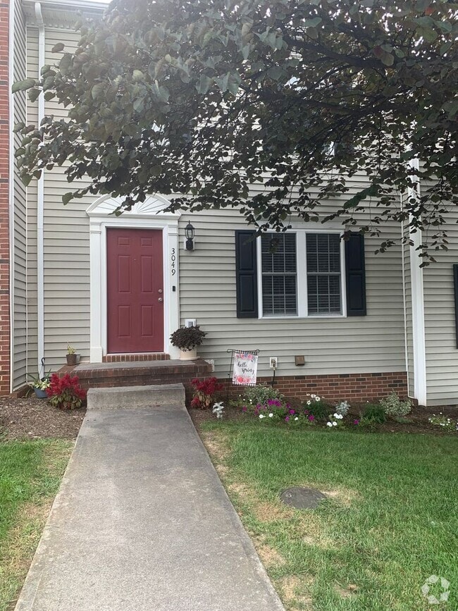 Building Photo - Townhouse for Rent in Taylor Springs