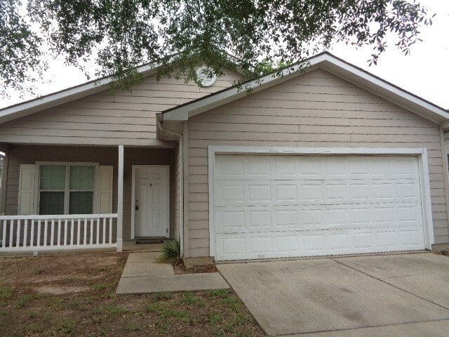 Building Photo - 10222 Berry Hill Ln Rental