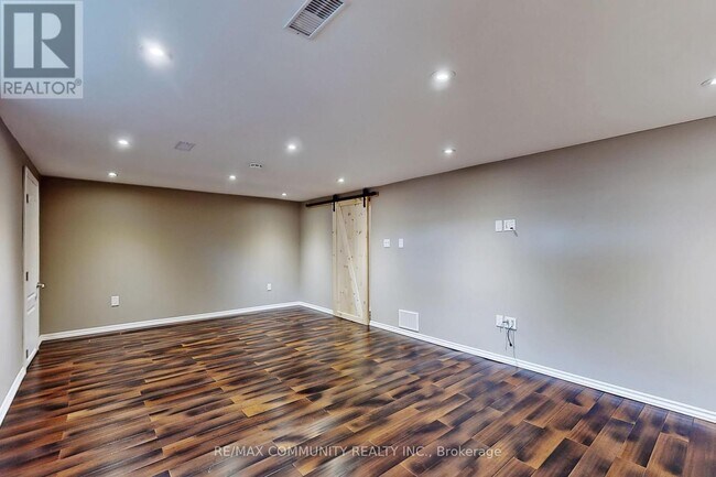 Photo - 143 Hiscock Blvd