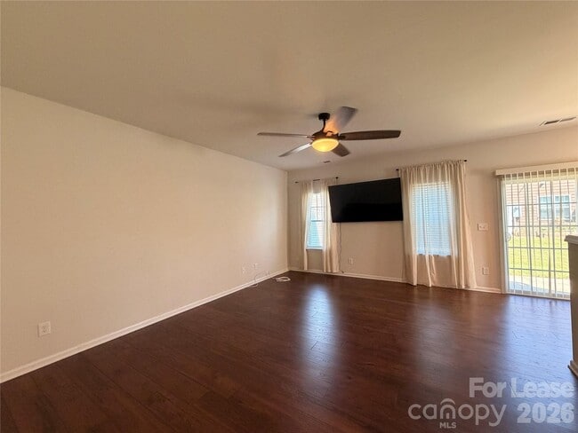 9330 Grand Valley Dr