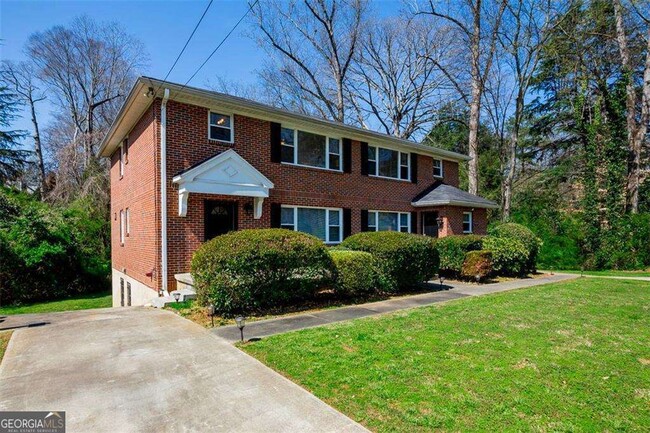 Photo - 1538 Beech Valley Way NE