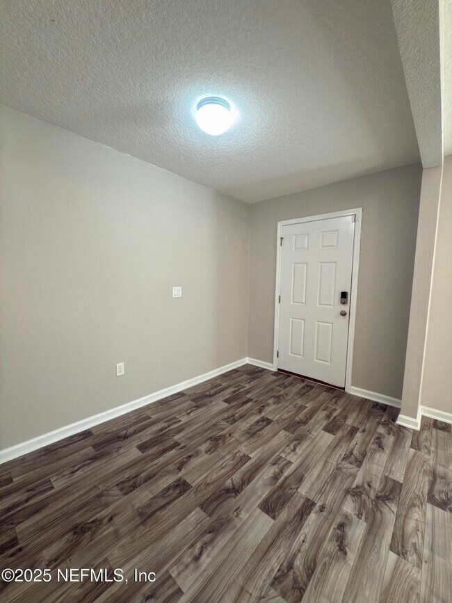 Photo - 3079 Greywood Ln
