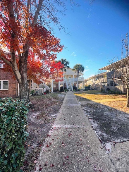 Photo - 1100 Shoreline Dr Condo Unit 211