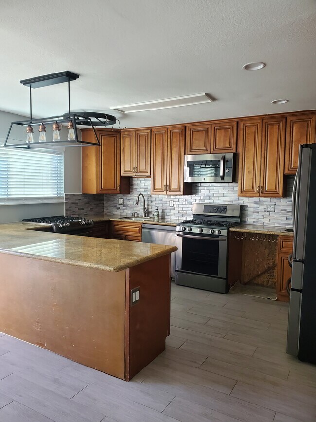 Photo - 336 Nueve Ct