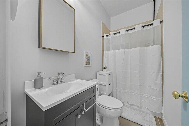 Photo - GREAT ONE BEDROOM APARTMENT