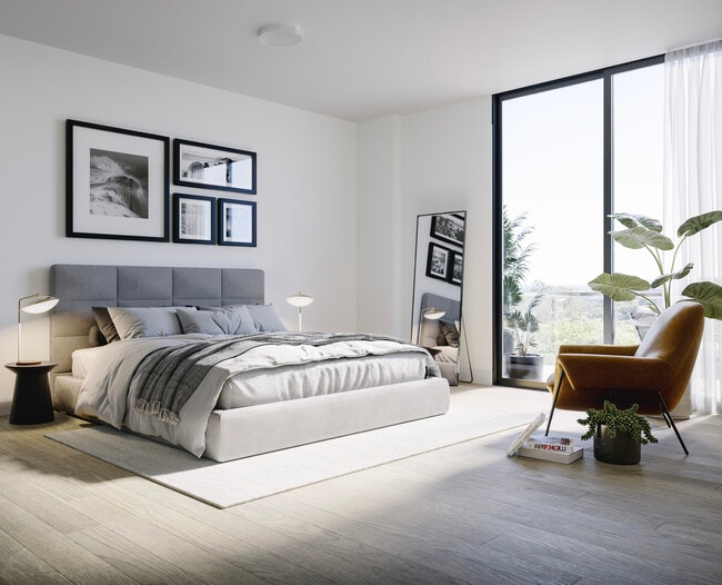 Photo - 505 Highland Road West