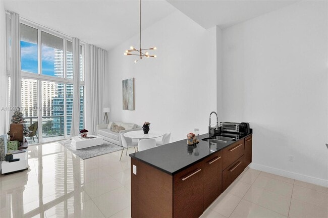 Building Photo - 465 Brickell Ave Unit 1406
