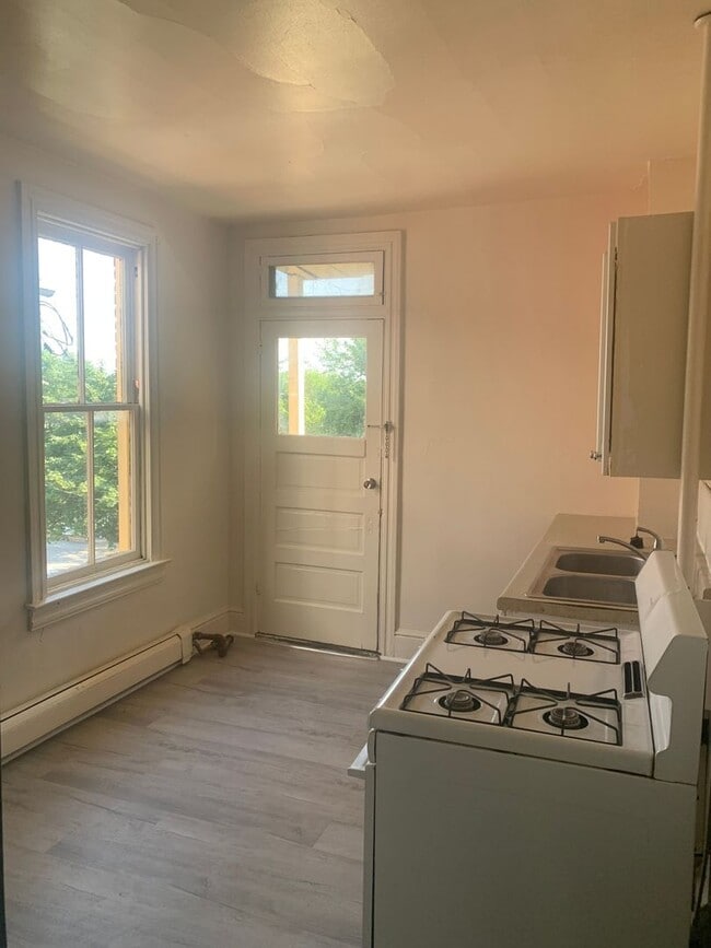 Building Photo - Available Now! York City SD