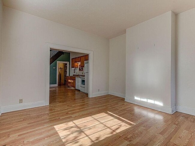 Photo - 208 N Beech St