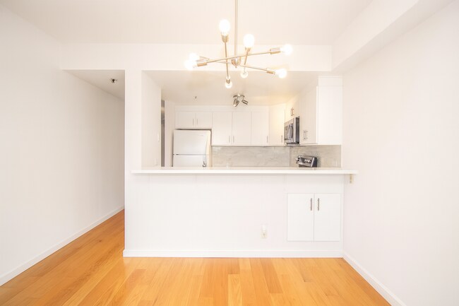 Photo - Updated One Bedroom Condo at Opera Plaza | AMSI | Alexandr Metlinski