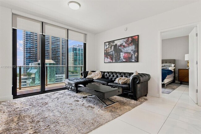 1010 Brickell Ave Unit 2403