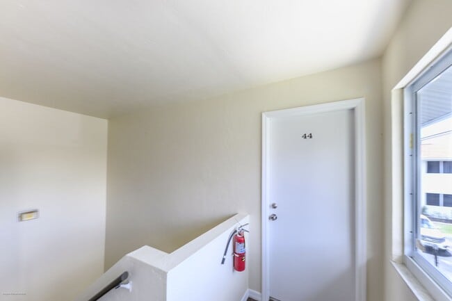 Photo - DRASTIC PRICE DROP!!  PRIME LOCATION Unit B44