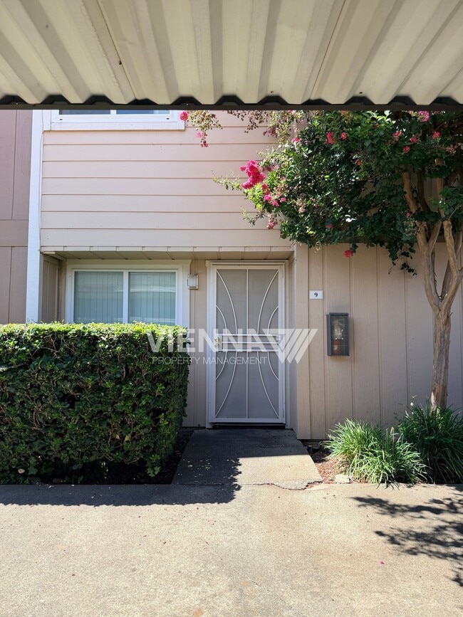Photo - 7032 Fair Oaks Blvd