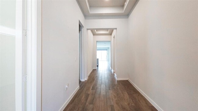 Photo - 8001 Silhouette St