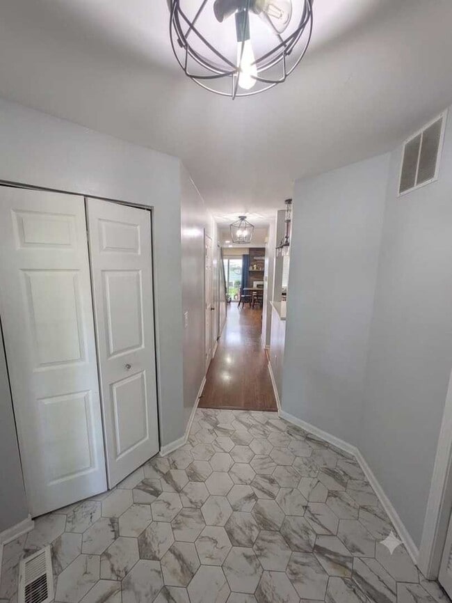 Photo - 1054 Rockport Dr Unit 1