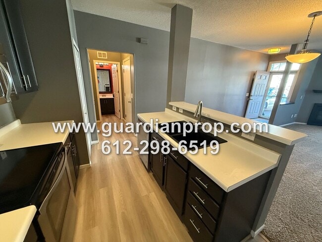 Photo - Woodbury Townhouse Available Now, Open Flo...