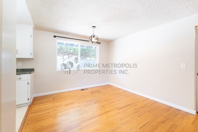 Photo - 16428 SE 16th St