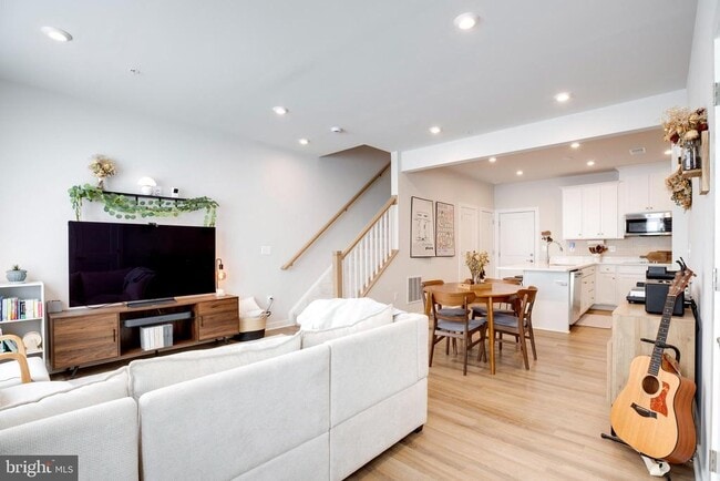 Photo - 4614 Olivine Dr