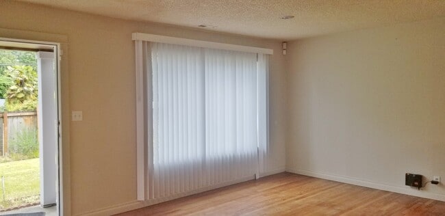 Photo - North Seattle/Shoreline 2BD1BA