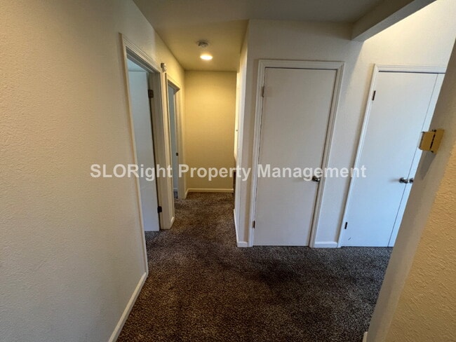 Photo - AVAILABLE AUGUST - Upstairs San Luis Obispo Condo - 2 Bedroom / 1 Bathroom Unit D