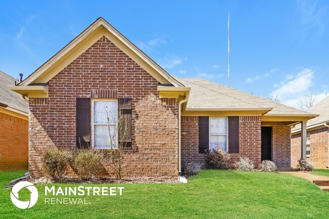 Building Photo - 1021 Crayton Ridge Dr Rental
