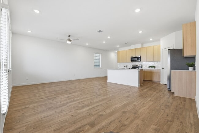 Photo - 3534 Blue Mockingbird St