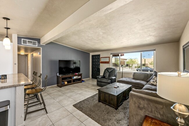 Photo - Spacious 4-Bedroom Home Near UA & Banner Health!