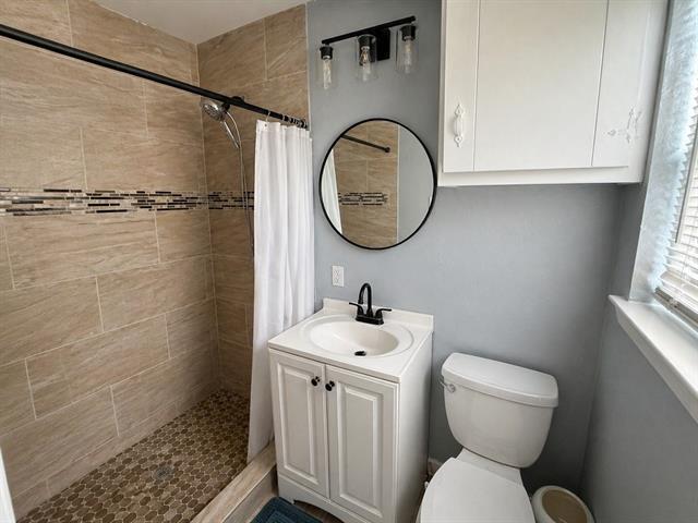 Photo - 812 Irwin Dr