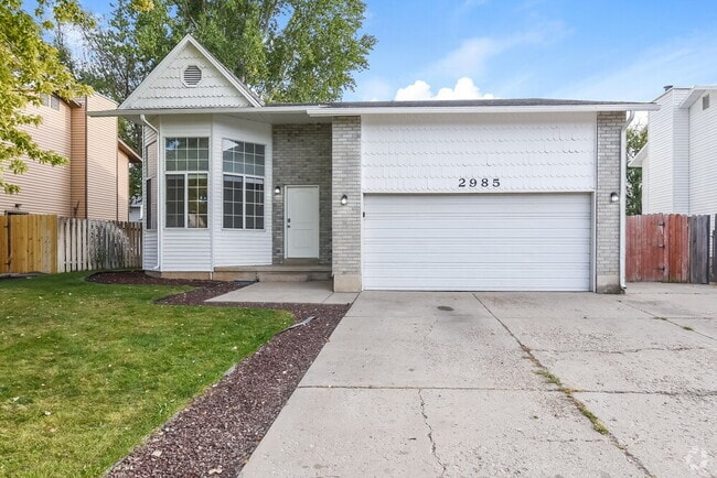 Building Photo - 2985 W 5750 S Rental