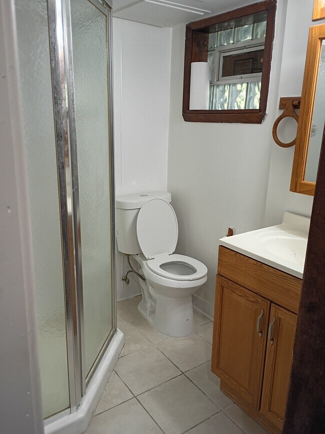 Photo - 4531 Coleridge St