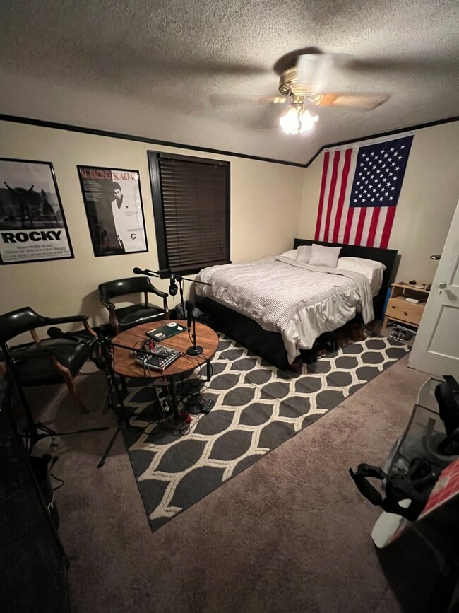 Photo - 1834 Woodland Ave