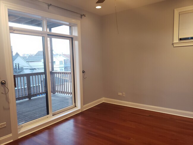 Master Bedroom - 1924 W Diversey Pky Unit 2E