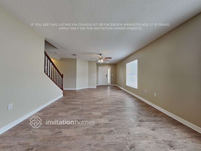 Photo - 2458 Hamlet Cir