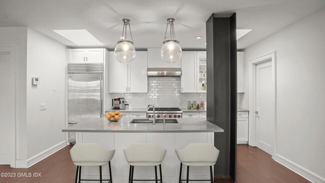 Photo - 409 Greenwich Ave Unit A