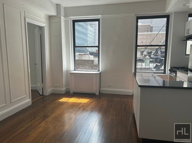 EAST 46 STREET - EAST 46 STREET Apartment Unit 3P