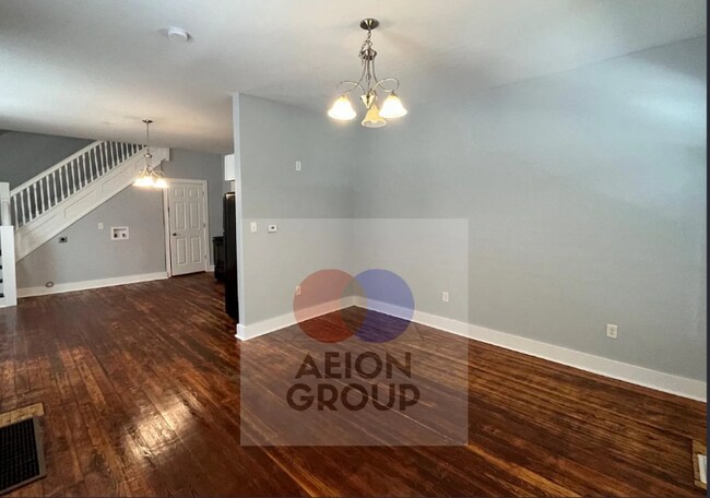 Photo - 403 N Hamilton Ave