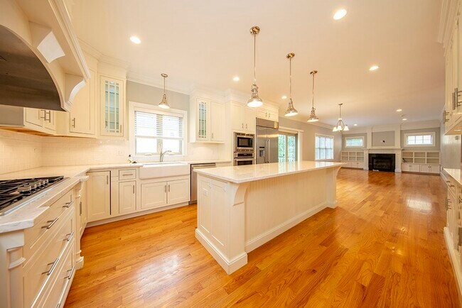 Photo - 33 Liberty Ave