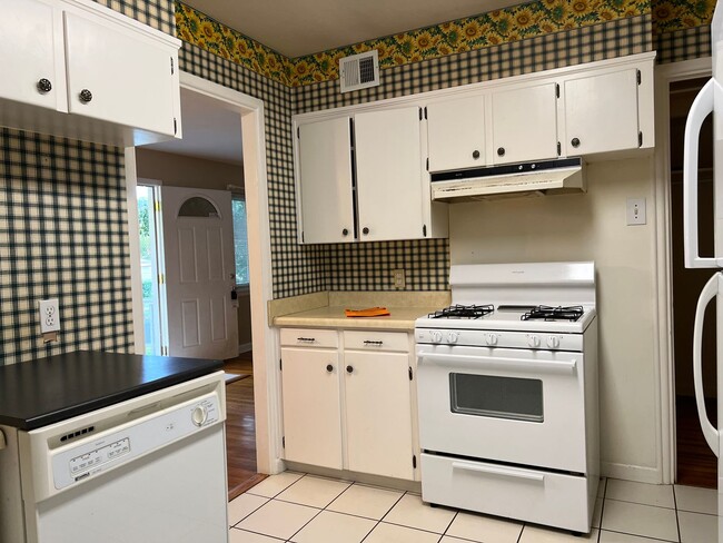 Photo - 22 Fairmont Dr